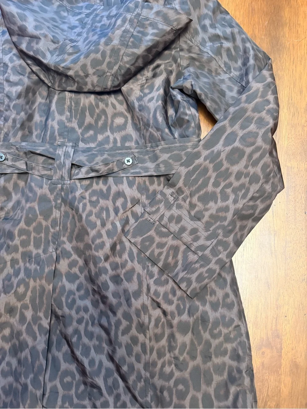 London Fog Leopard Print Rain Trench Coat won’t Black Lining